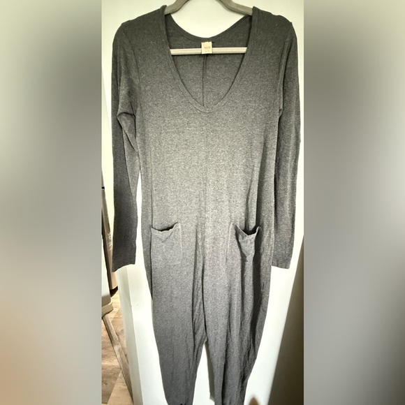 Smash & Tess Long Sleeve Wednesday Romper - Picture 4 of 5